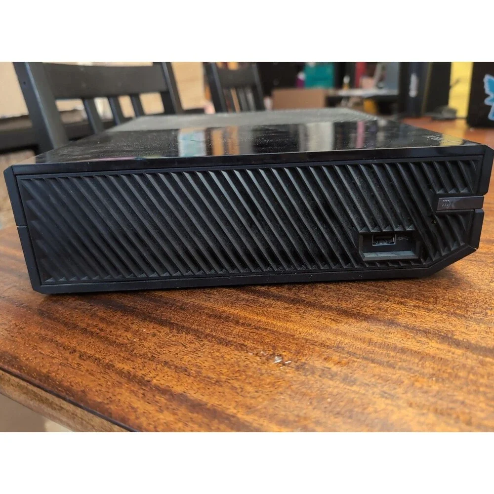 Microsoft Xbox One 1540 500GB Console - Black